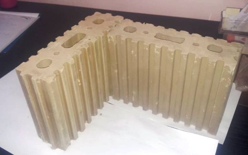 mattone in terra cruda